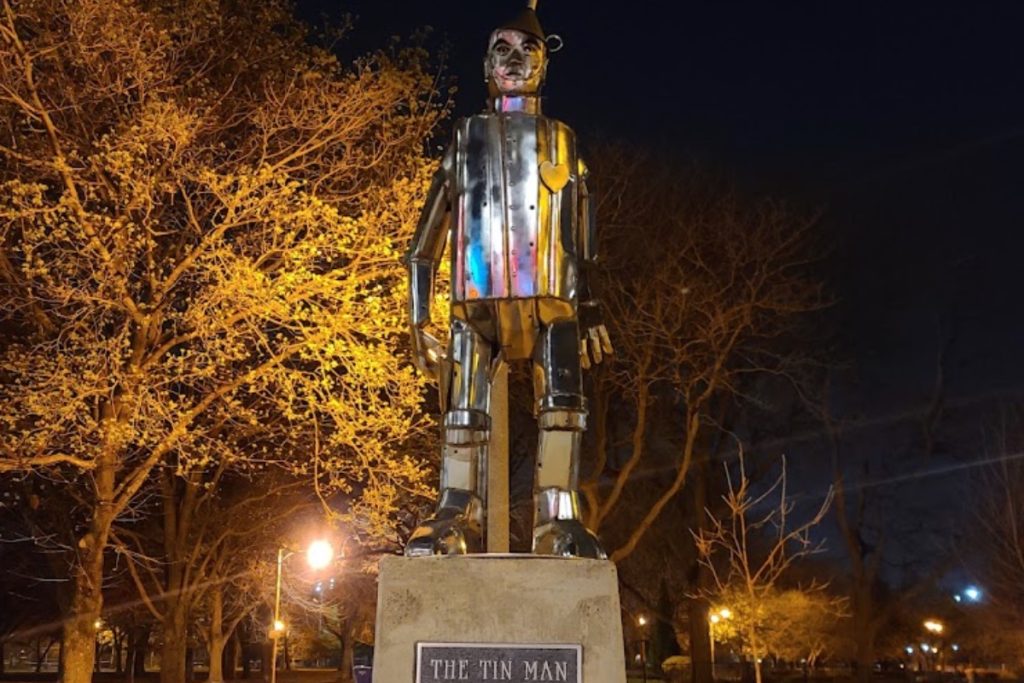 Chicago Tin Man Statue